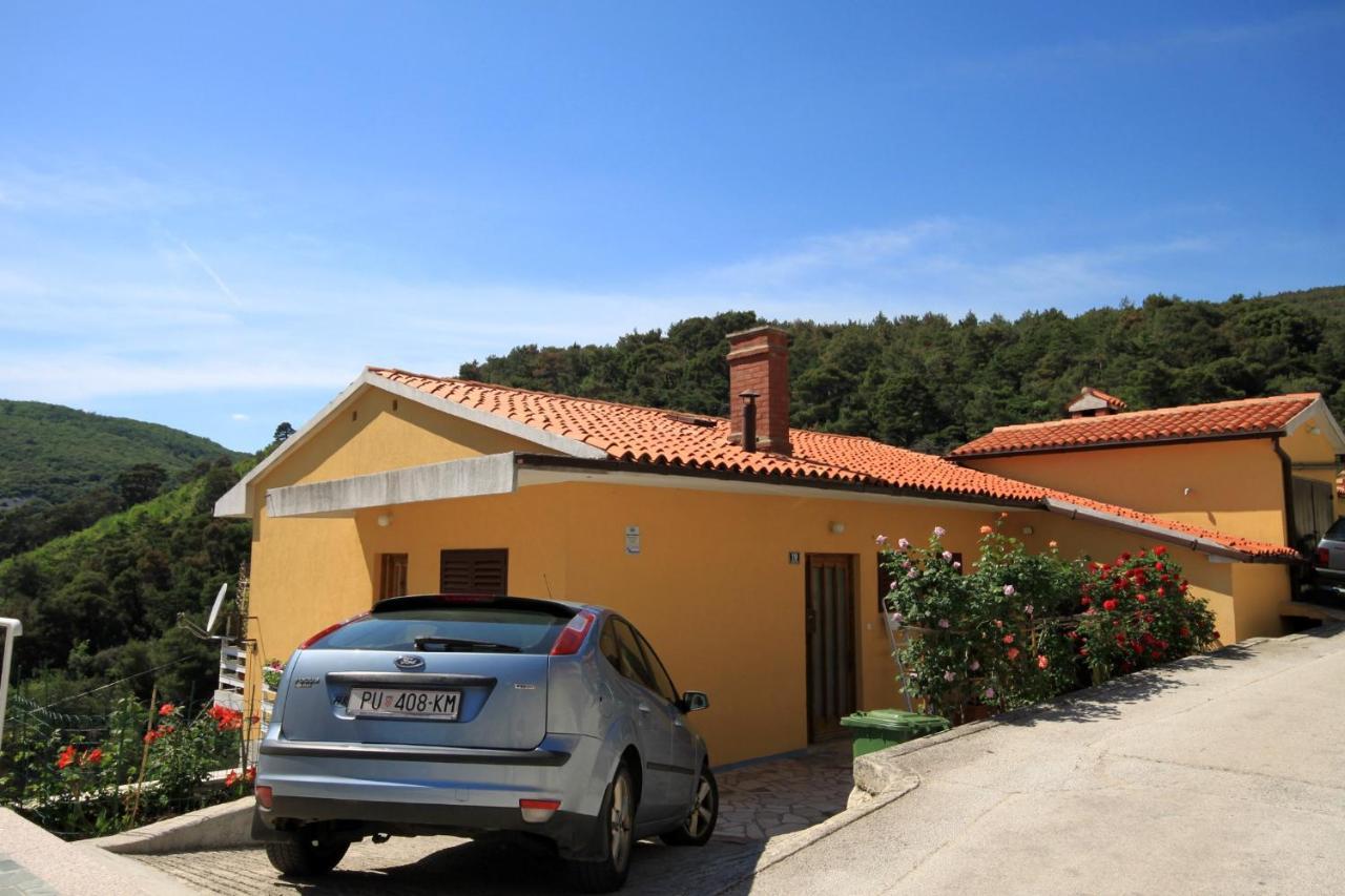 Apartments With A Parking Space Rabac, Labin - 6414 Bagian luar foto