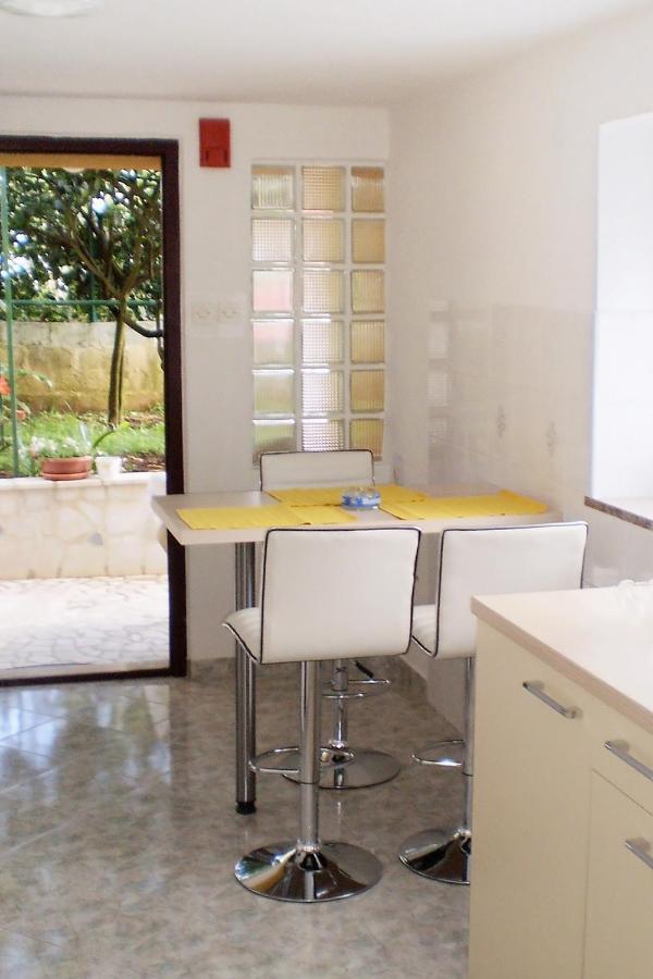 Apartments With A Parking Space Rabac, Labin - 6414 Bagian luar foto